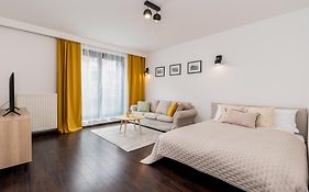 Modern Apartments II With Free Underground Parking